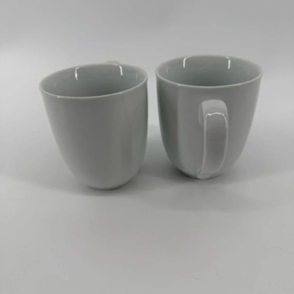Pottery Barn Great White Porcelain Coffee Mugs White Set of 2 Microwave Safe